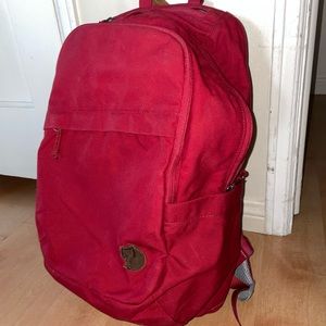 Fjällräven Kanken Backpack Räven